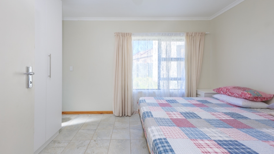 To Let 1 Bedroom Property for Rent in Agulhas Western Cape